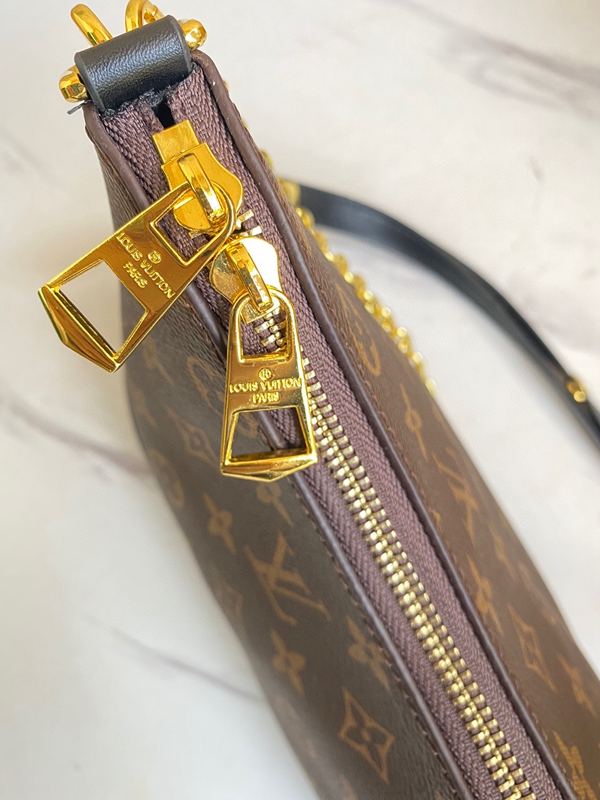 ルイヴィトンバッグ角部分ディテール